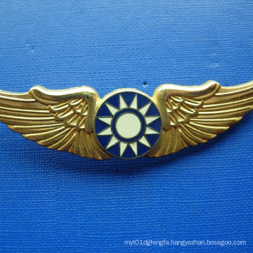 Irregular Gold Plate Badge with Plating Colorful Logo (GZHY-BADGE-022)